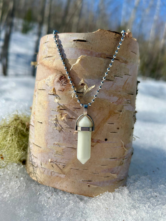 Long Silver Amazonite Point Pendant Necklace